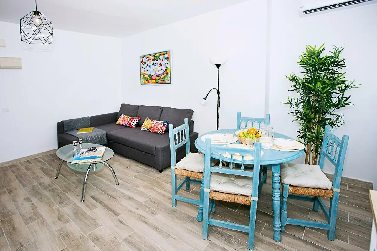 Monko - Blue Toscana, Pool & Center Apartment O Torremolinos